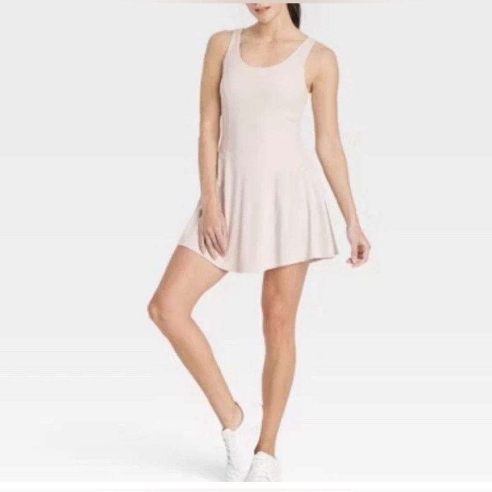 JOILAB Elegant Cream Sleeveless Dress size M